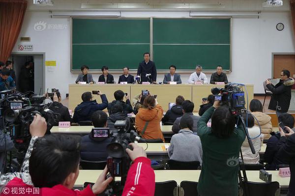 重庆市公安局政治部原主任蔡聘已被双开，收受18瓶高档白酒
